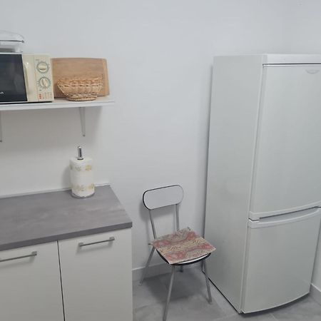 Apartment Anton Pinezići Eksteriør billede