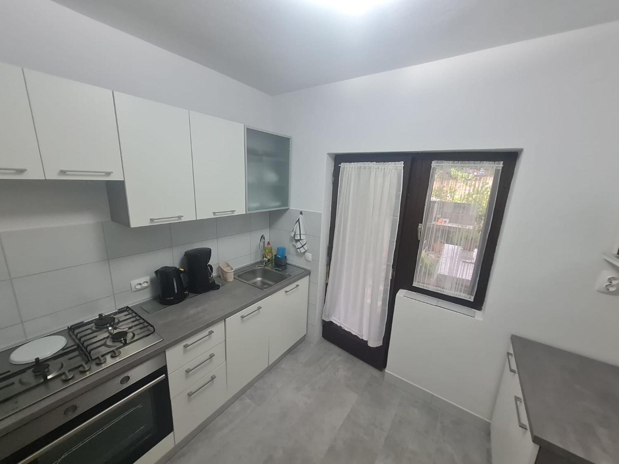 Apartment Anton Pinezići Eksteriør billede